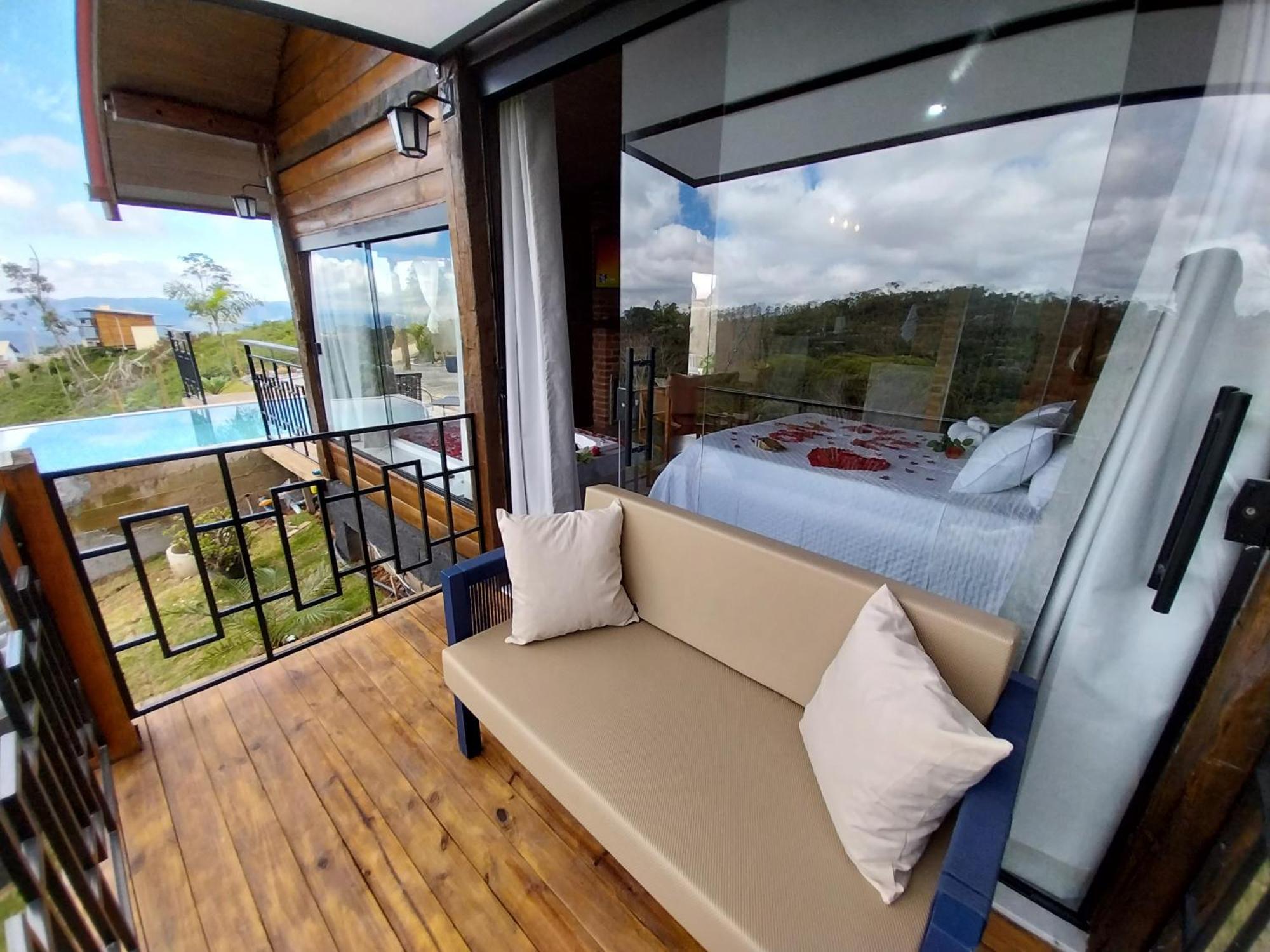 Colina Chalet